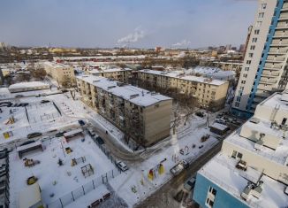 2-комнатная квартира на продажу, 64.8 м2, Екатеринбург, улица Стрелочников, 2, метро Уральская