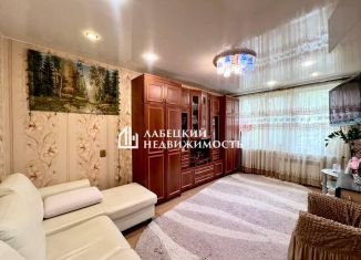 Продам 2-ком. квартиру, 44.7 м2, Санкт-Петербург, улица Брянцева, 22, метро Гражданский проспект