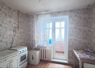Продам 1-ком. квартиру, 33 м2, Псковская область, Индустриальная улица, 5
