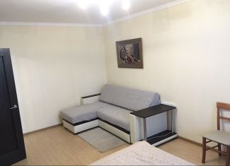 Сдам 1-комнатную квартиру, 38 м2, Москва, Нарвская улица, 1Ак2, ЖК Головино