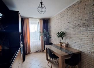 Продажа 4-комнатной квартиры, 77 м2, Тюменская область, улица Свердлова, 42