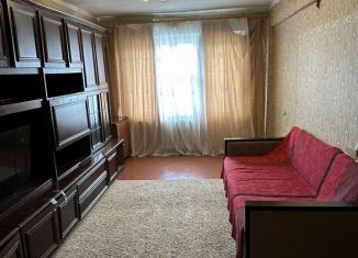 Сдается в аренду трехкомнатная квартира, 59 м2, Калужская область, Николо-Козинская улица, 57