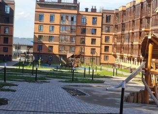 Продам 1-комнатную квартиру, 38 м2, поселок Дзержинск, микрорайон Современник, 32