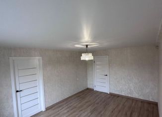 Продажа трехкомнатной квартиры, 58.8 м2, Череповец, улица Краснодонцев, 46