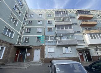 Продам 2-ком. квартиру, 51.9 м2, Полысаево, улица Космонавтов, 68