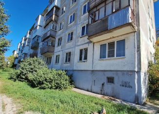 Двухкомнатная квартира на продажу, 42.2 м2, Дзержинск, улица Бутлерова, 40А