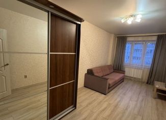 Сдается в аренду 1-ком. квартира, 45 м2, Краснодар, микрорайон Черемушки, улица Селезнёва, 4/9