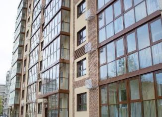 Продаю однокомнатную квартиру, 46 м2, Старый Оскол, улица Свердлова, 6