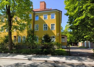 Продаю 2-комнатную квартиру, 42 м2, Калининград, улица Марины Расковой, 7