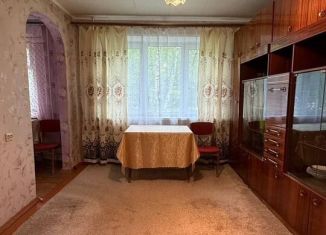 Сдача в аренду трехкомнатной квартиры, 56 м2, Чебоксары, улица Пирогова, 10