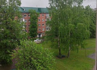 Продаю 1-комнатную квартиру, 30 м2, Чебоксары, улица Чапаева, 5