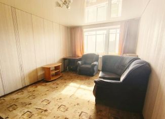 Продаю 1-комнатную квартиру, 29.8 м2, Магнитогорск, улица Труда, 16