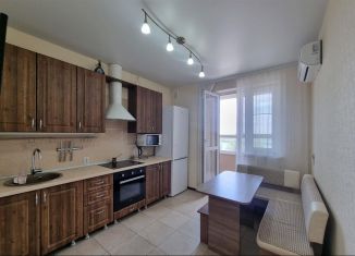 1-комнатная квартира на продажу, 38 м2, Краснодар, бульвар Клары Лучко, 4, микрорайон Юбилейный