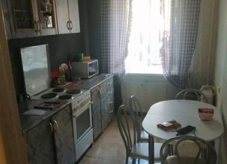 Продажа трехкомнатной квартиры, 60 м2, Усть-Кут, улица Нефтяников, 1Б