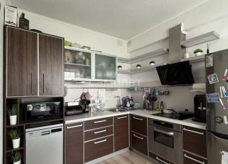 Продается 2-ком. квартира, 57.7 м2, Коряжма, улица Пушкина, 15