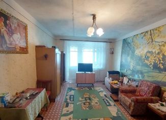 Продается двухкомнатная квартира, 49 м2, Красный Сулин, улица Гагарина, 13