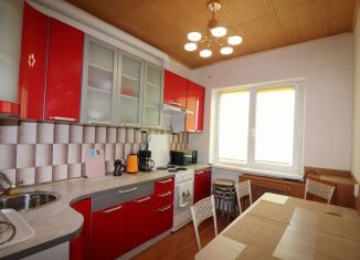 Сдача в аренду 3-ком. квартиры, 65 м2, Кировск, Олимпийская улица, 85