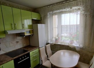 3-комнатная квартира в аренду, 81 м2, Москва, Чечёрский проезд, метро Улица Горчакова