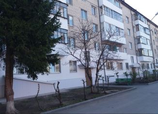 Продается 4-комнатная квартира, 61.7 м2, Ялуторовск, улица Свердлова, 41