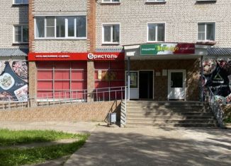 Продаю торговую площадь, 109.7 м2, Печора, Печорский проспект, 54