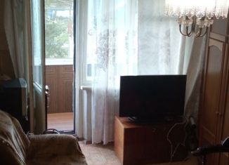 Продаю 3-комнатную квартиру, 62.6 м2, Киреевск, улица Комарова, 5