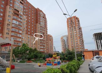 Продается двухкомнатная квартира, 61.9 м2, Астрахань, улица Латышева, 3К, ЖК Лазурный