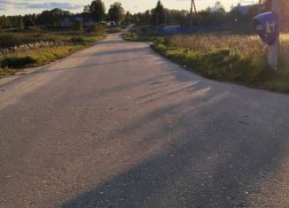 Продаю земельный участок, 14 сот., деревня Дмитровка, Центральная улица