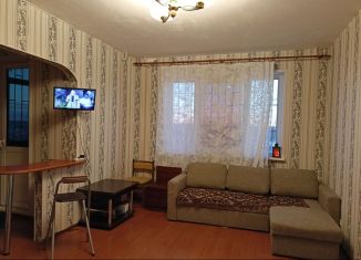 Продам 1-комнатную квартиру, 41 м2, Мурманск, Верхне-Ростинское шоссе, 3