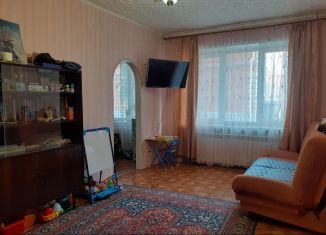 Продается двухкомнатная квартира, 47 м2, Бугульма, улица Ленина