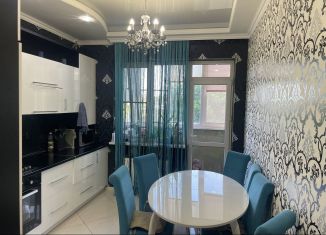 Продажа 2-комнатной квартиры, 58.8 м2, поселок городского типа Афипский, улица 50 лет Октября, 105А