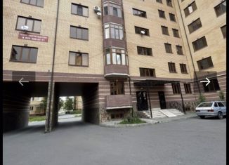 Пятикомнатная квартира на продажу, 136.5 м2, Магас, улица Саида Чахкиева, 45
