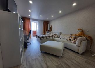 Продажа 3-ком. квартиры, 110 м2, Тюмень, улица Монтажников, 1