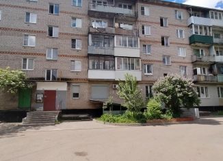 Продам 2-комнатную квартиру, 42 м2, Апрелевка, улица Кирова, 19