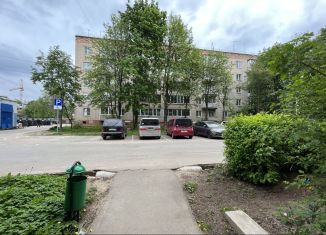 Продажа 3-ком. квартиры, 49 м2, Хотьково, улица Калинина, 8