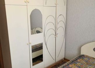 Аренда 3-комнатной квартиры, 74 м2, Карачаево-Черкесия, улица Космонавтов, 35