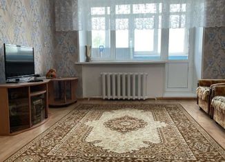Продается трехкомнатная квартира, 63.4 м2, посёлок Балезино, Московская улица, 28