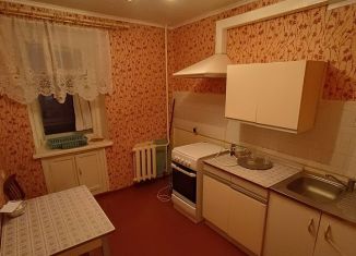 Сдаю 3-ком. квартиру, 62 м2, Петрозаводск, улица Грибоедова, 6