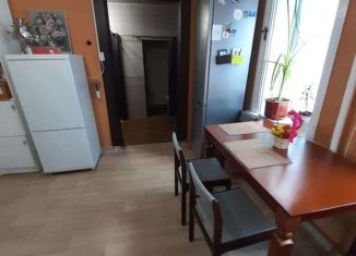 Продается 2-комнатная квартира, 50 м2, Обоянь, улица Жукова, 62