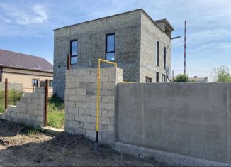 Продаю дом, 200 м2, поселок Стрелка