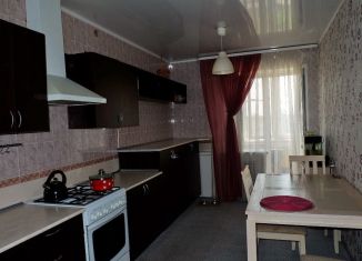 Продается 2-комнатная квартира, 76.9 м2, Астраханская область, улица Софьи Перовской, 84