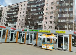 Сдам в аренду торговую площадь, 18 м2, Мытищи, улица Селезнёва, 33