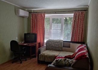 Сдача в аренду однокомнатной квартиры, 35 м2, Новочеркасск, Спортивная улица, 113