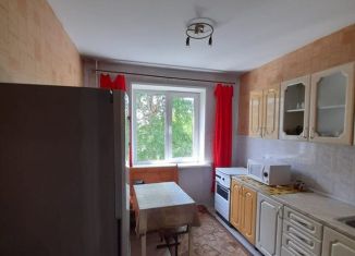 Продажа двухкомнатной квартиры, 53 м2, Новокузнецк, проспект Шахтёров, 32А