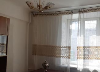 Продаю двухкомнатную квартиру, 52 м2, Рубцовск, проспект Ленина, 179