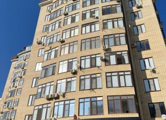 Продается 3-ком. квартира, 120 м2, Дагестан, улица Ленина, 53