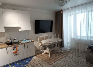 Продается четырехкомнатная квартира, 87 м2, Альметьевск, улица Ивана Новикова, 1лит2