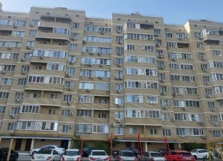 Продажа 3-комнатной квартиры, 80 м2, Астрахань, Бакинская улица, 92, Советский район
