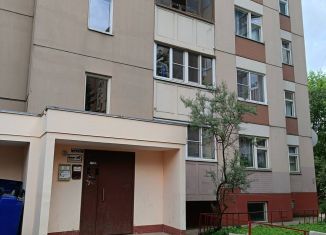 Трехкомнатная квартира в аренду, 76 м2, Московская область, Школьная улица, 7Б