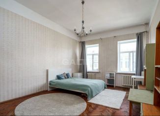 Продается 2-комнатная квартира, 70.5 м2, Санкт-Петербург, улица Маяковского, 16, Центральный район