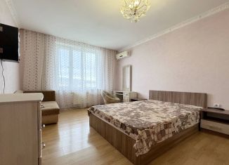 Аренда 2-комнатной квартиры, 60 м2, Феодосия, Боевая улица, 4